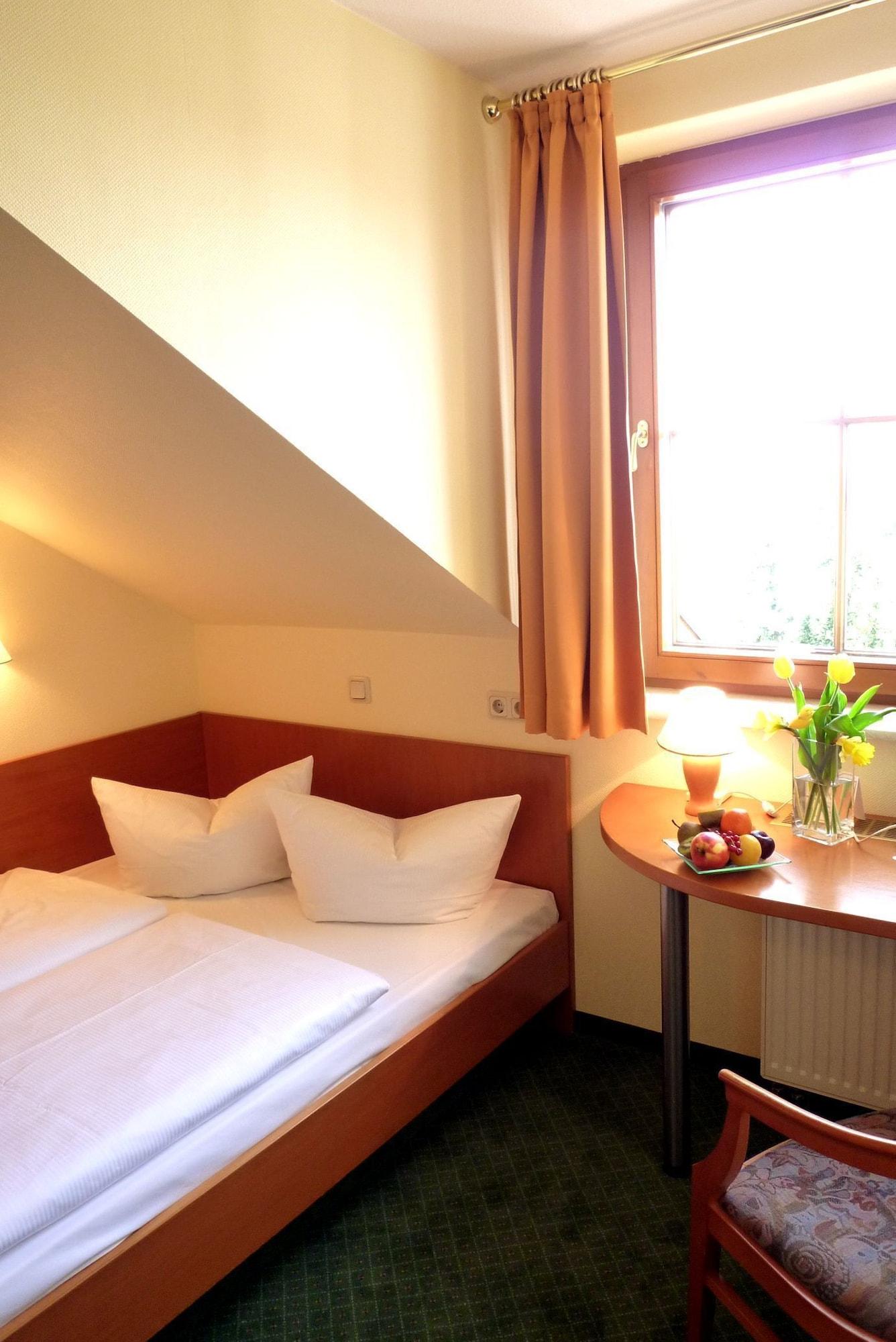 Landhotel Dresden Eksteriør bilde