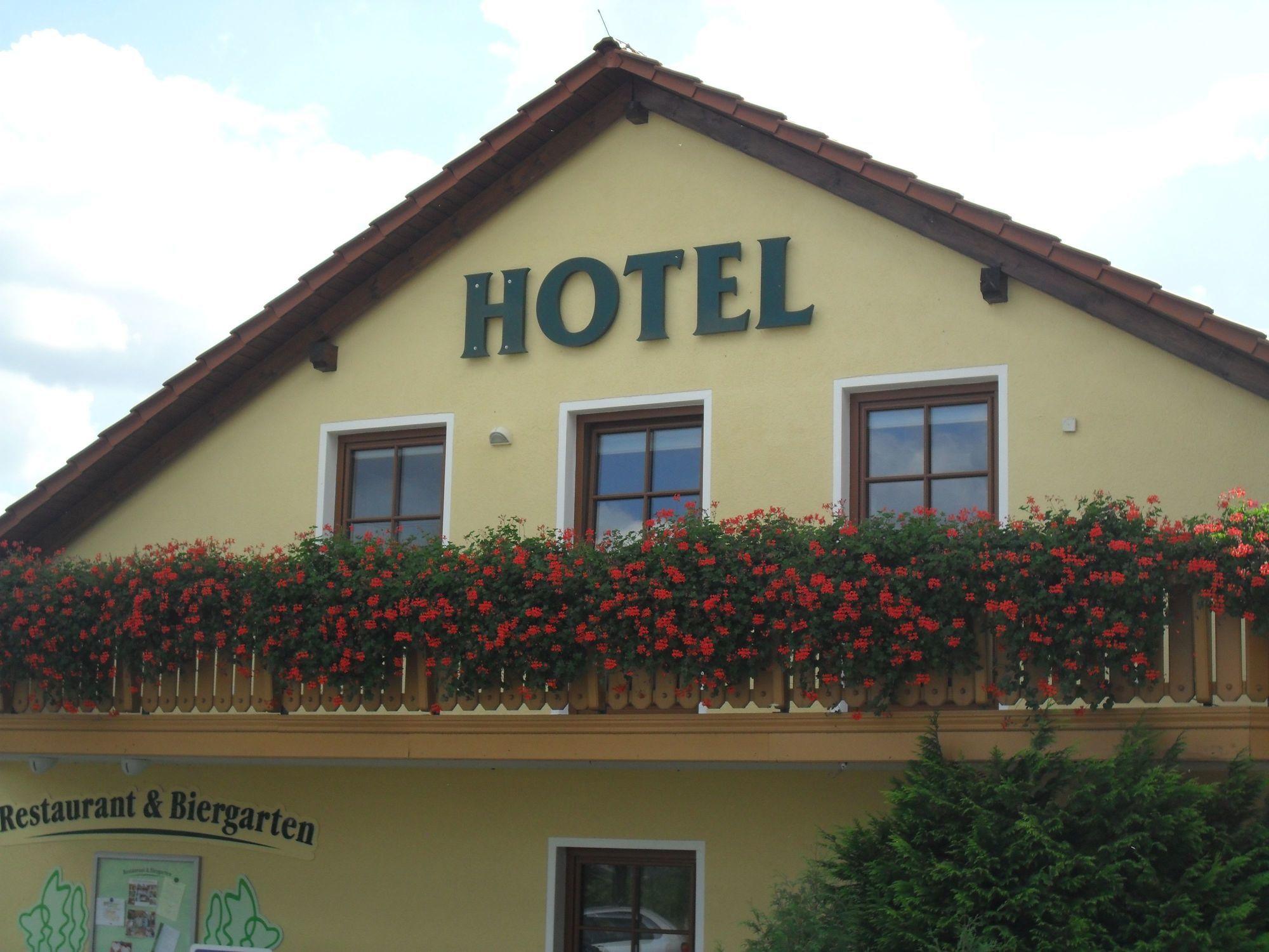 Landhotel Dresden Eksteriør bilde