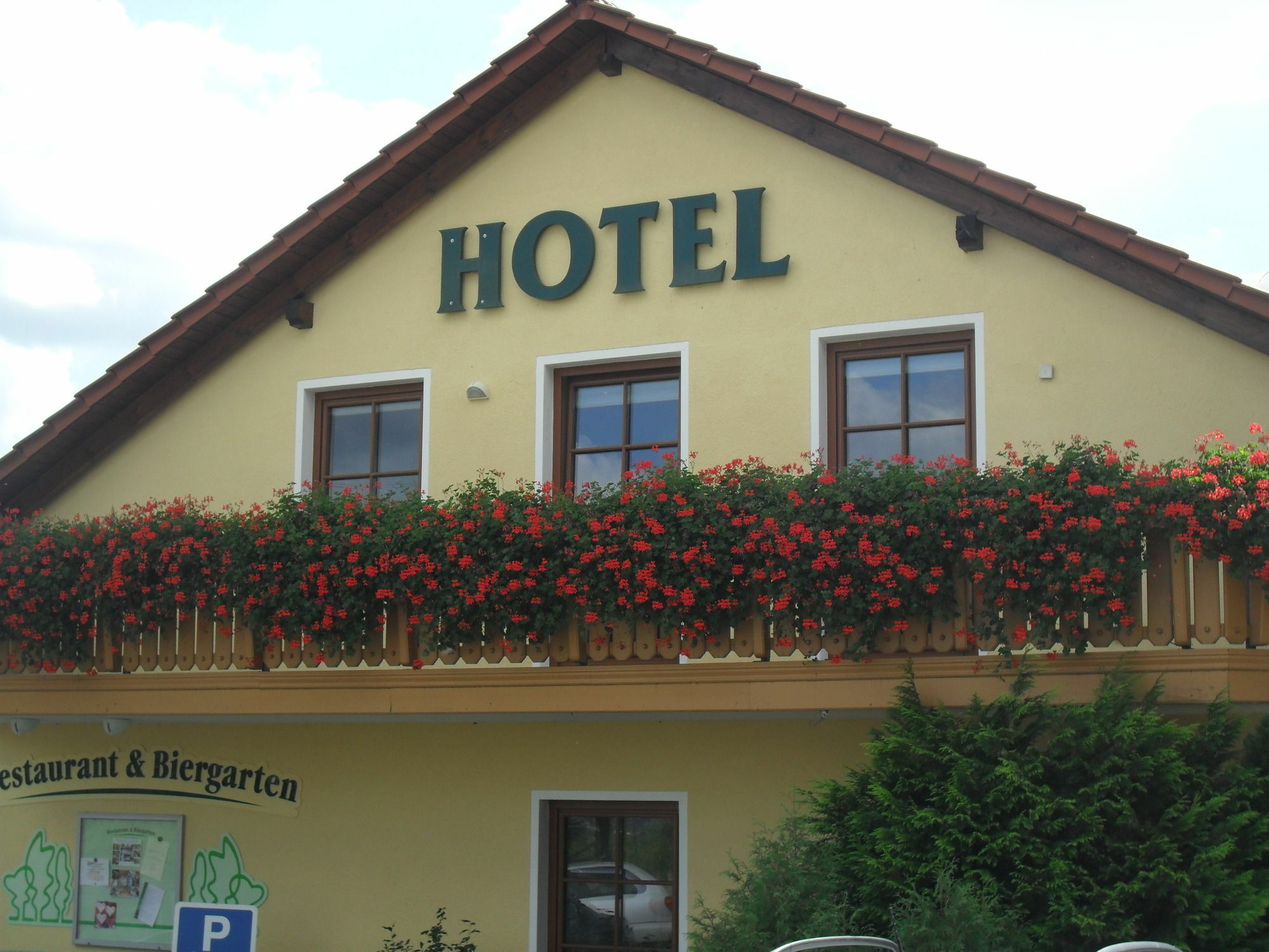 Landhotel Dresden Eksteriør bilde
